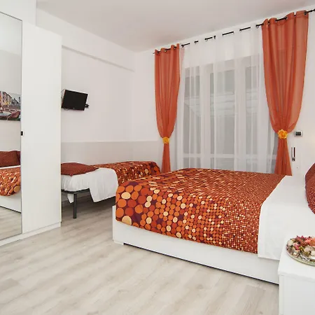 Magicfiverooms בית הארחה 3*