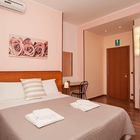 Magicfiverooms בית הארחה רומא