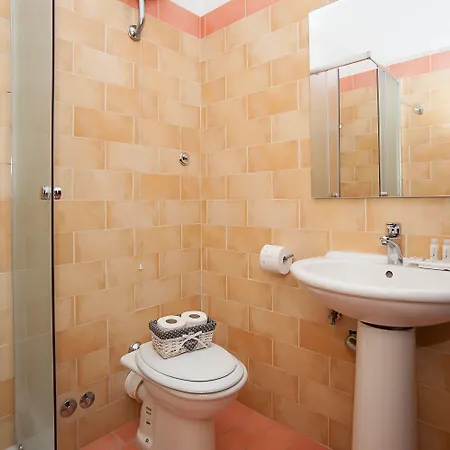 Magicfiverooms בית הארחה רומא