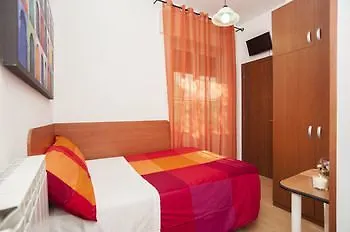 Magicfiverooms Gasthuis Rome